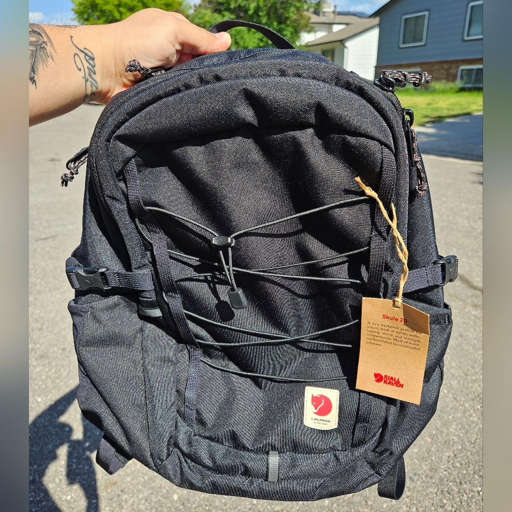 Fjallraven Skule 20 Backpack (Black)